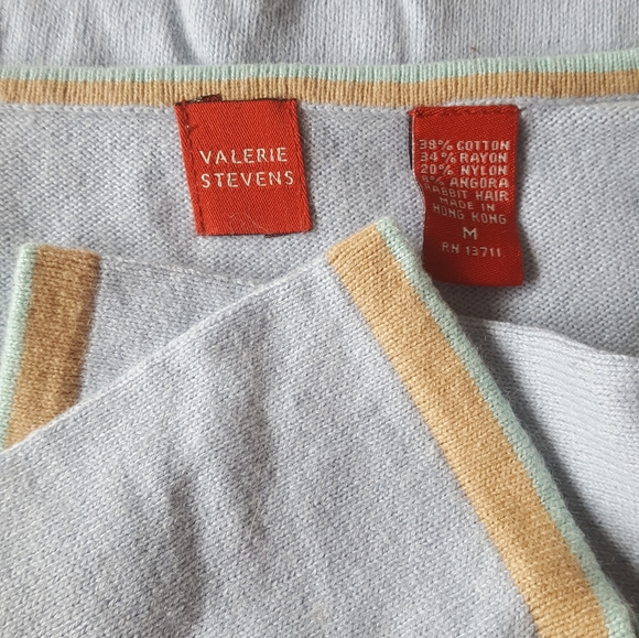 NWT. Valerie Stevens casualwear top - Picture 6 of 6